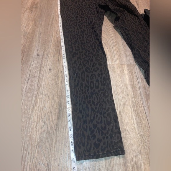 Brax Mary Trousers in Brown Black Muted
Cheetah Leopard Print Pants Sz 27 - Picture 4 of 7